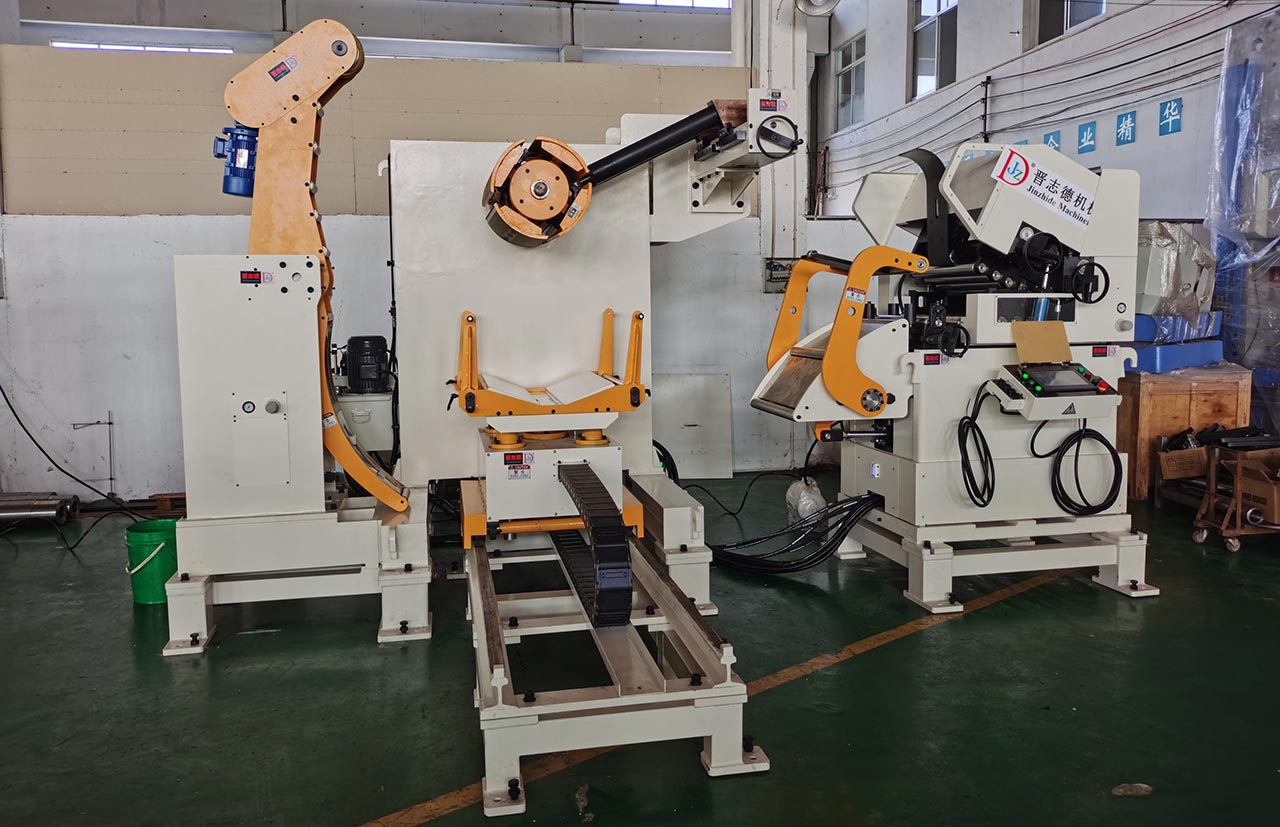 厚板三合一送料机涂装 厚板三合一送料机涂装