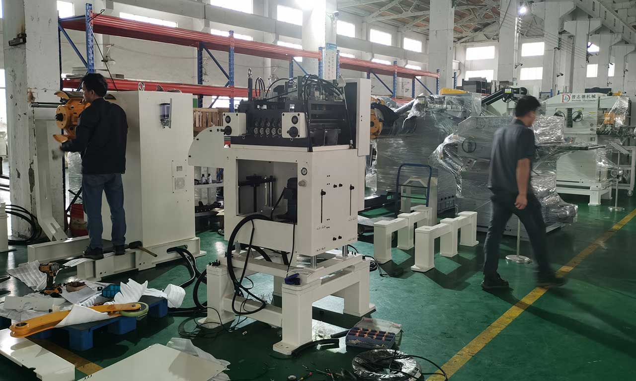 三合一送料机生产培训 三合一送料机生产培训