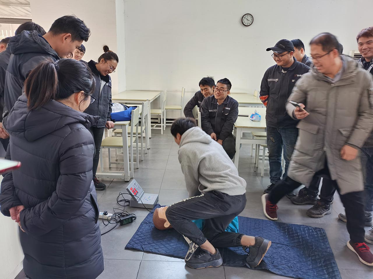 江苏送料机厂心电复苏演练 江苏送料机厂心电复苏演练